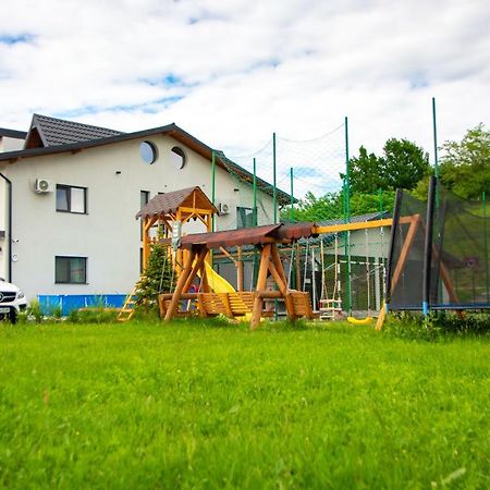Casute Din Lemn Hotell Jiblea Veche Eksteriør bilde